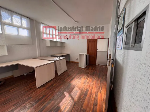 AMPLIA NAVE INDUSTRIAL DE 2.026 m2 EN ALQUILER EN POLÍGONO FINANZAUTO – ARGANDA DEL REY — 20