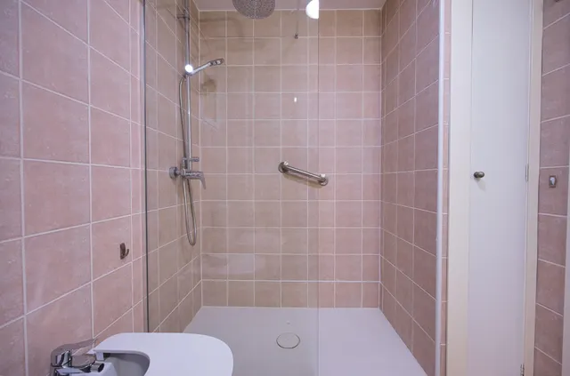 Amplia y bonita vivienda con garaje en calle italia (junto a plaza séneca) — 18
