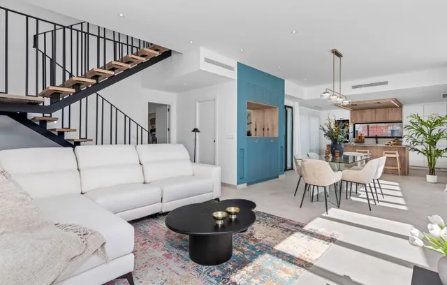 Villa 3 habitaciones 311m² en venta - Casco urbano — 50