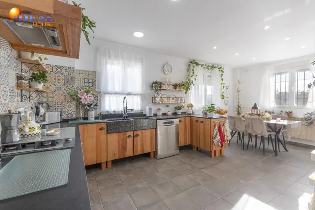 ¡MAGNIFICO CHALET INDEPENDIENTE CON CALIDADES ESPECTACULARES Y PISCINA PRIVADA EN GOJAR! — 23