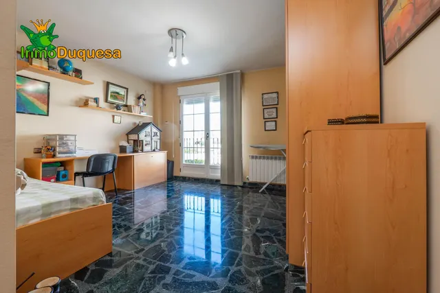 Casa pareada con 4 dormitorios en Otura. — 33