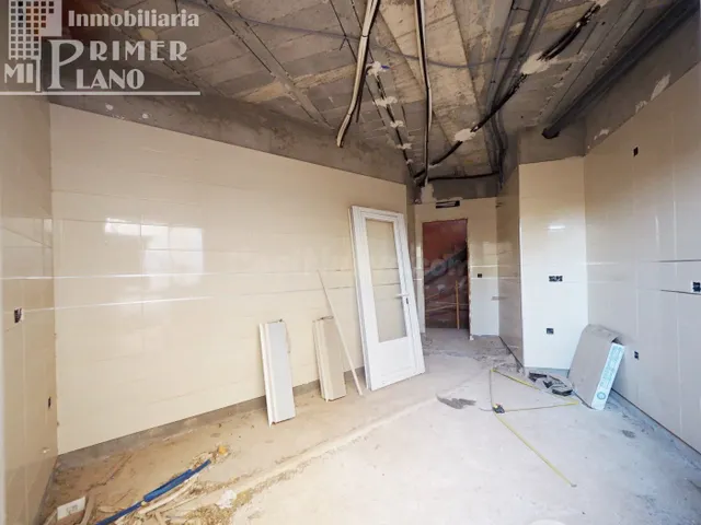 En venta estructura junto a calle Doña Crisanta por terminar - foto 2