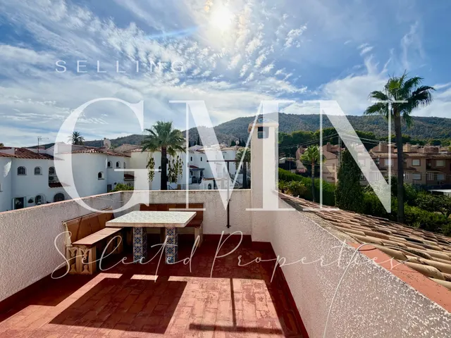 EXCELENTE VILLA EN ESQUINA EN ALBIR | MÁS PRIVACIDAD, LUZ Y GRAN POTENCIAL — 49