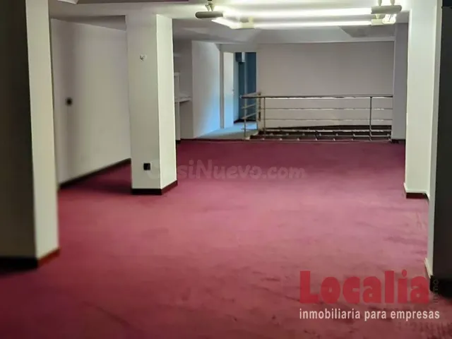 Local en el centro de Torrelavega - foto 4