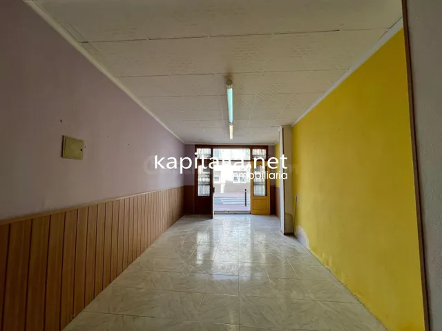 Local comercial a la venta en Ontinyent
