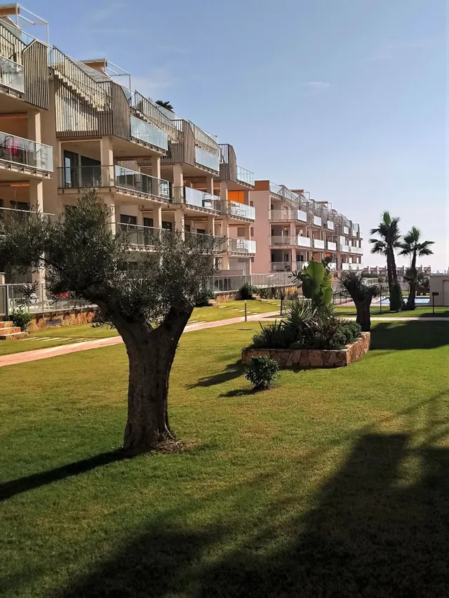 ESTUPENDO APARTAMENTO DE OBRA NUEVA 2 DORMITORIOS 2 BAÑOS  CON PISCINA EN ORIHUELA COSTA , ALICANTE — 26