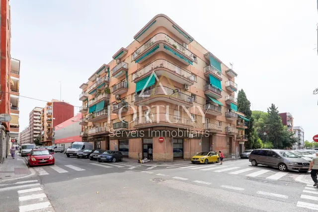 Piso en venta en calle Benidorm, Reus.