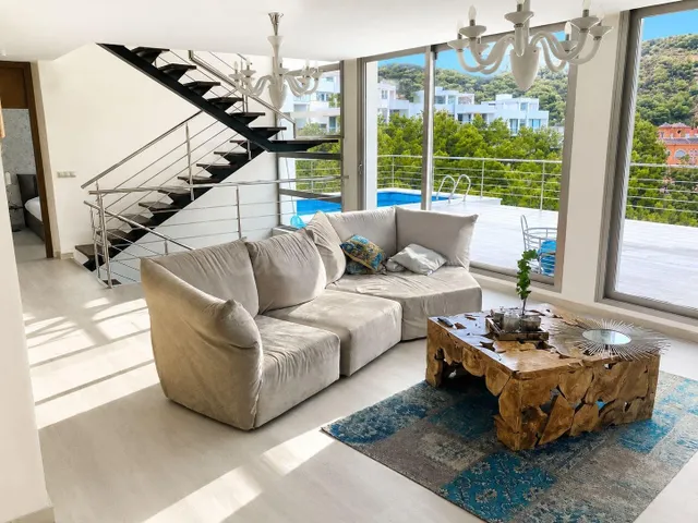 Espectacular Chalet en Altea Hills con Vistas al Mar - foto 2