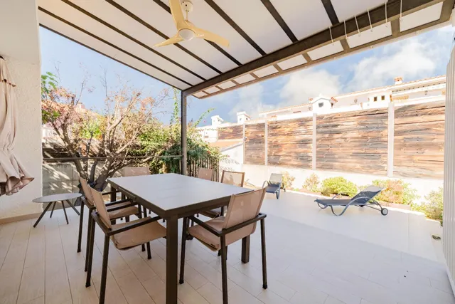 Villa independiente con piscina y 893 m2 de parcela en Benic - foto 3