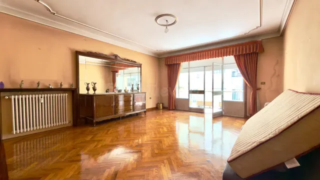 Piso en Venta - Orense Centro con 4 habitaciones 3 baños gar - foto 4