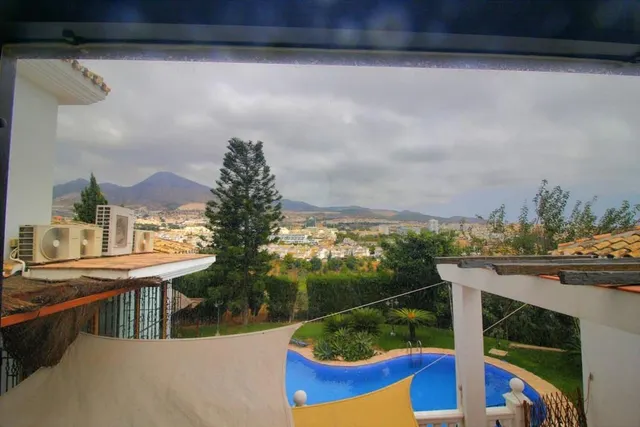 Villa Exclusiva con Vistas Panorámicas en Benalmádena — 48
