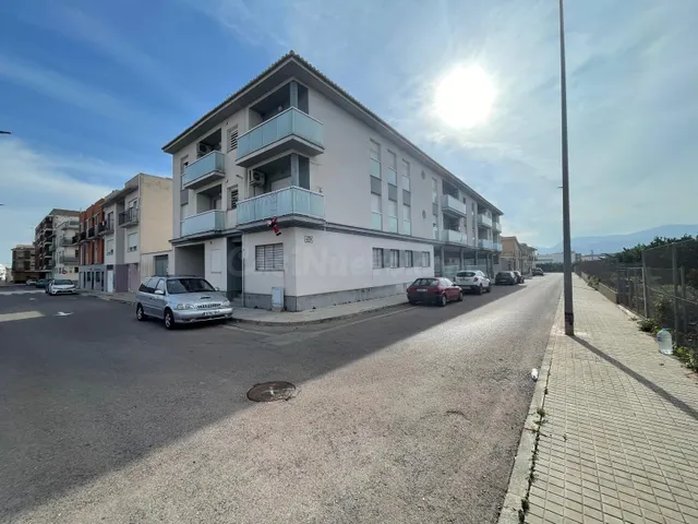 Venta Piso planta baja con garaje y trastero en Benavites