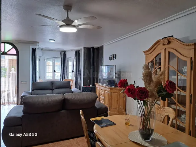 SE VENDE BUNGALOW EN DOLORES — 2