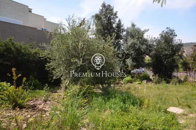 Parcela urbana lista para construir en El Masnou — 4