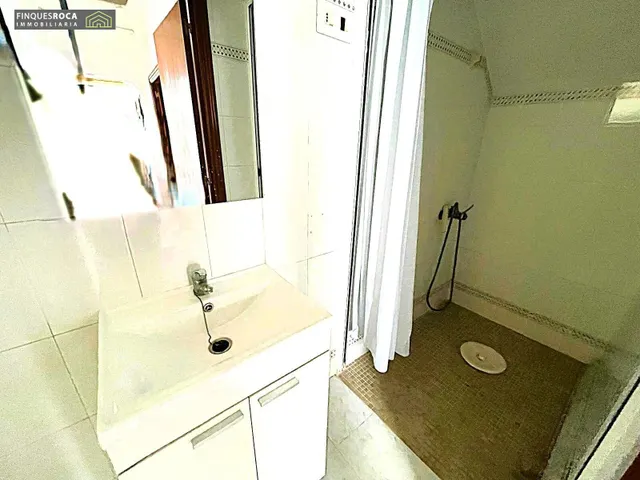 Casa para reformar toda en una planta — 9