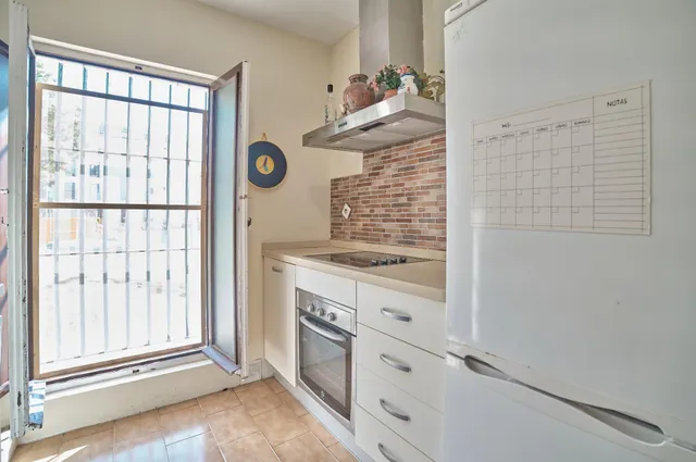 Zona Puertas de Sevilla. Vivienda con amplia terraza de 15 m2. — 9