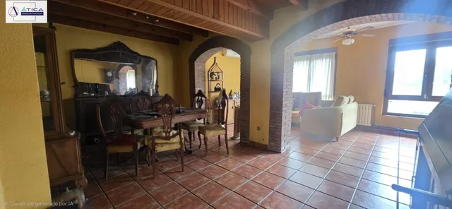 PROPIEDAD CON GRAN PARCELA URBANA, VARIAS construcciones Y FINCA RÚSTICA ANEXA — 6
