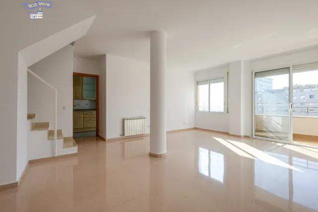 DUPLEX CON VISTA AL MAR — 9