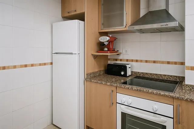 APARTAMENTO SEMINUEVO EN PRIMERA LÍNEA CON TERRAZA, PISCINA Y LICENCIA TURÍSTICA !! — 22