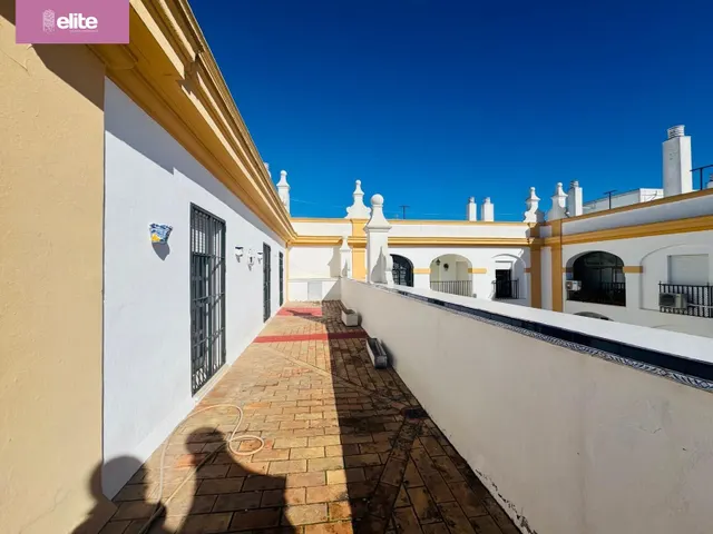 MAGNIFICO ATICO EN EL CENTRO DE JEREZ — 40