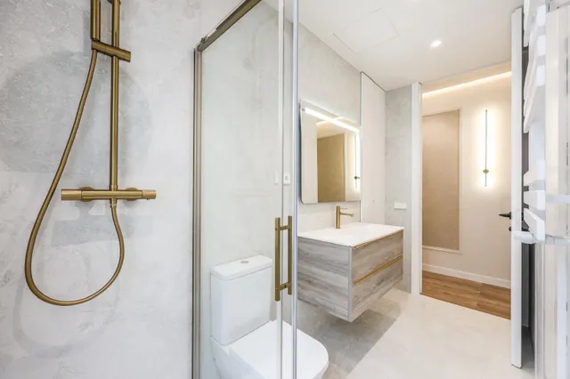Exclusiva vivienda de lujo en planta alta con orientación sur junto al retiro — 17