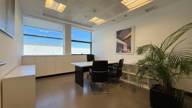 Oficina 1700m² en alquiler - Villaviciosa de Odón — 35
