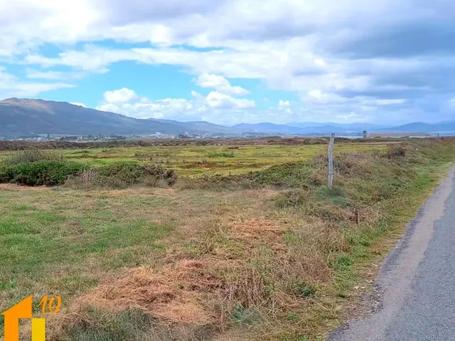 SE ALQUILA TERRENO PARA PARKING DE AUTOCARAVANAS  EN UNA ZONA PRIVILEGIADA DE RINLO (RIBADEO). — 6