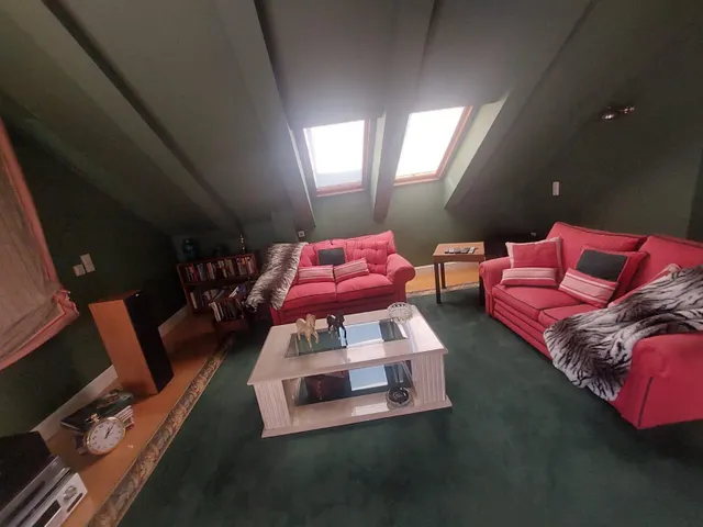 CHALET EN RUISEÑORES. — 28
