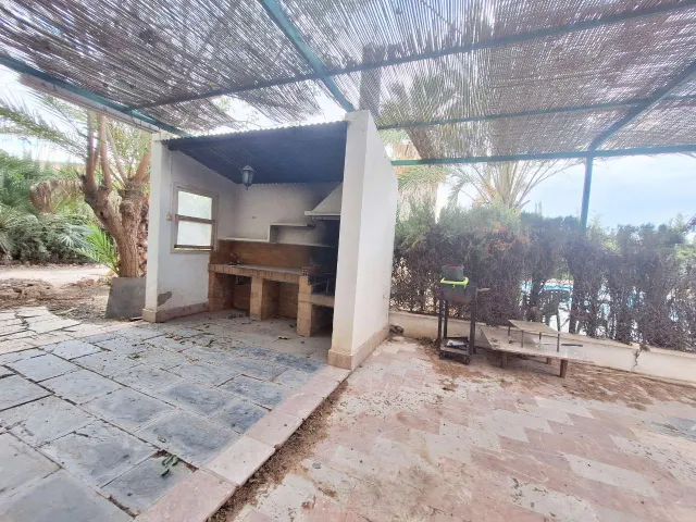 CHALET MUY AMPLIO EN LEDUA — 13