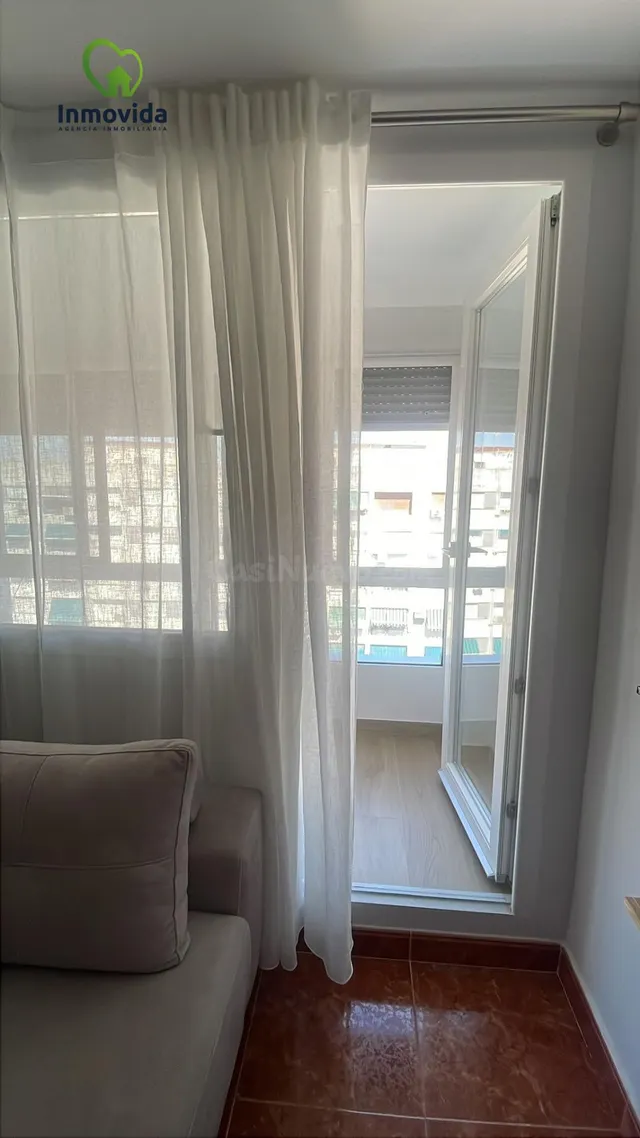Amplio y Moderno Piso Reformado en Fuensanta, Córdoba por €1 - foto 4