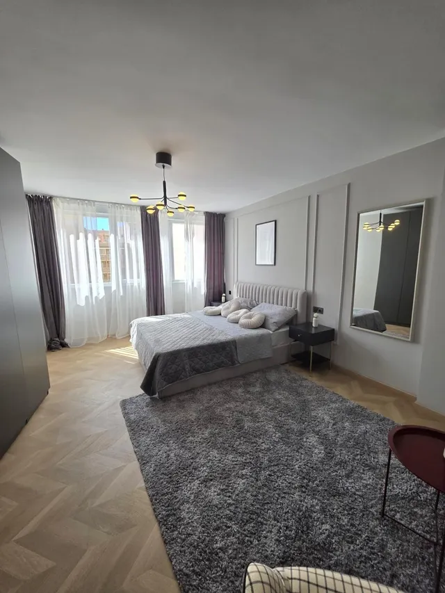 Apartamento con terraza, Alicante, Torrevieja, Playa de los Locos. 3 habitaciones, 110 m2, 200 metros al mar — 23