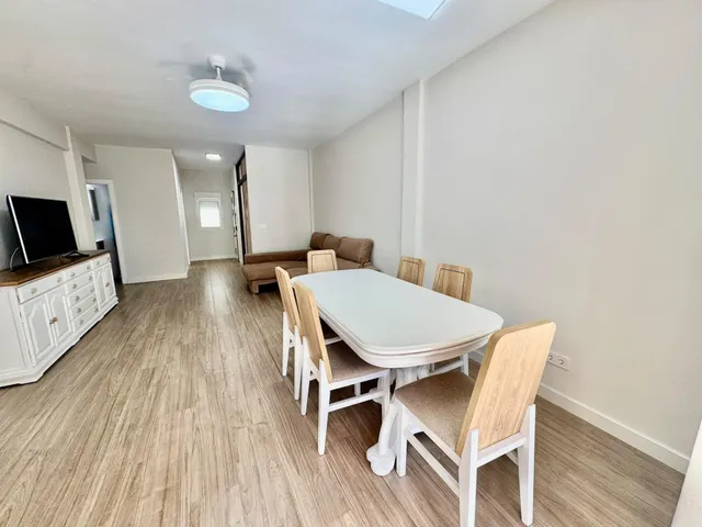 Fuengirola, Piso 3 Dormitorios, Terraza, a Pasos de la Playa, Céntrico — 17