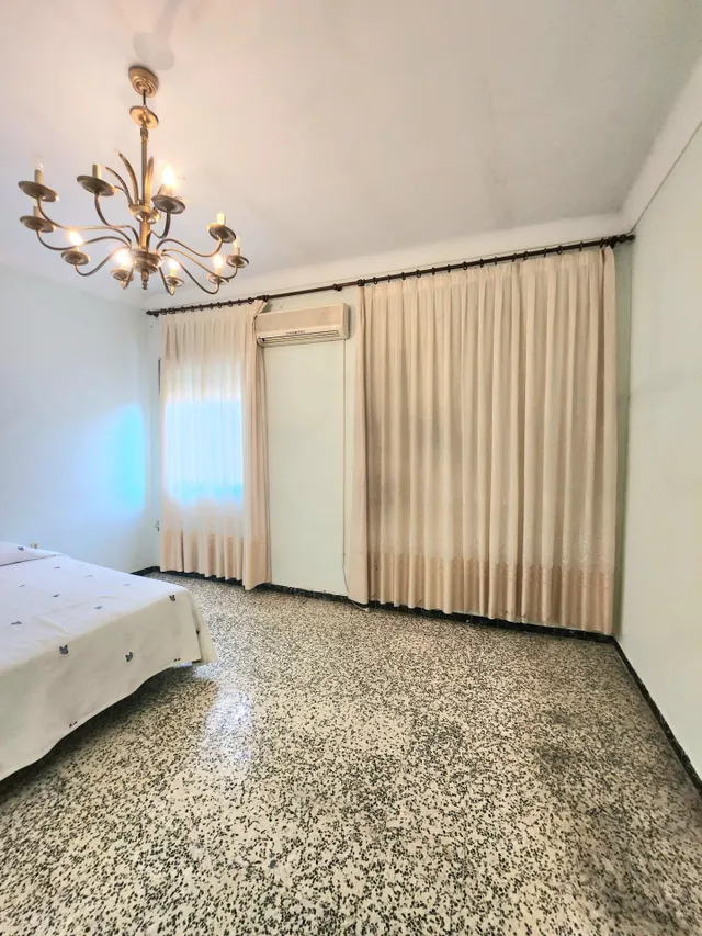 CASA EN PLENA CALLE SAN SEBASTIAN — 34