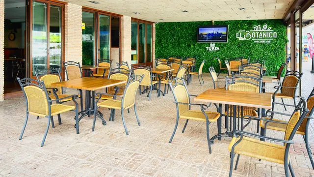 Local- Bar-Restaurante en Venta Cala Benidorm - foto 2
