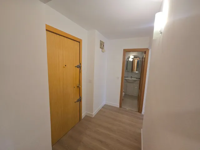 Magnífico piso en alquiler, vistas despejadas luminoso 3 hab 2 baños y garaje — 20