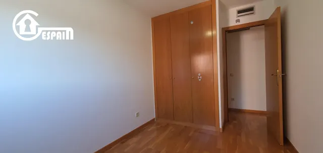 Gespain actividades inmobiliarias ofrece vivienda en venta en zona av. de los poblados — 47