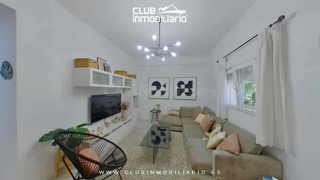 Diseño, luz y comodidad en Avenida Islas Canarias - foto 2