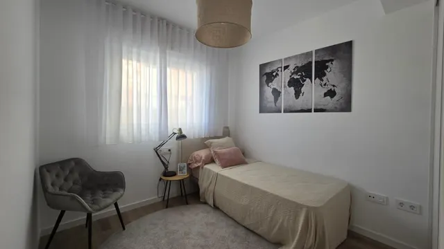 VIVIENDA CON   PISCINA, 96 M2 de TERRAZA — 22