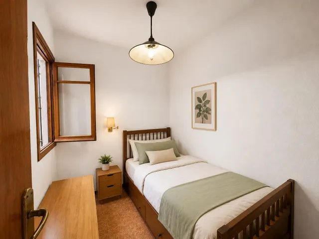 Piso de 151 m2 con terraza y vistas al mar en el centro de Arenys de Mar — 10