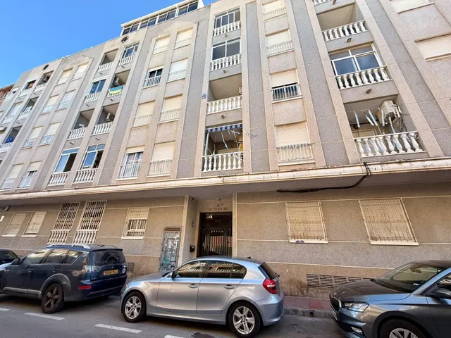 Apartamento 2 habitaciones 56m² en venta - Estacion de autobuses — 24