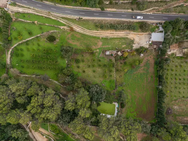Finca rústica con terreno y casa reformada — 47