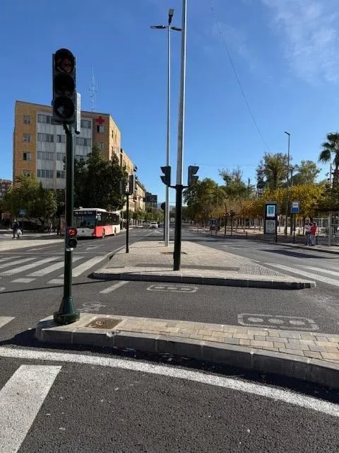 JUNTO PLAZA DE SAN JUAN ALQUILER LOCAL COMERCIAL — 18