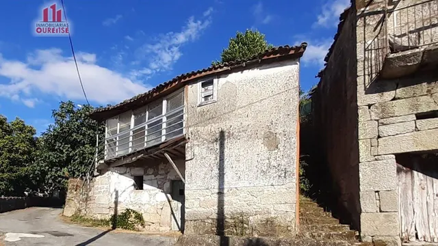 CASA DE PIEDRA SITA EN LA ZONA DE VILAMARIN, A 15 MINUTOS DE - foto 3