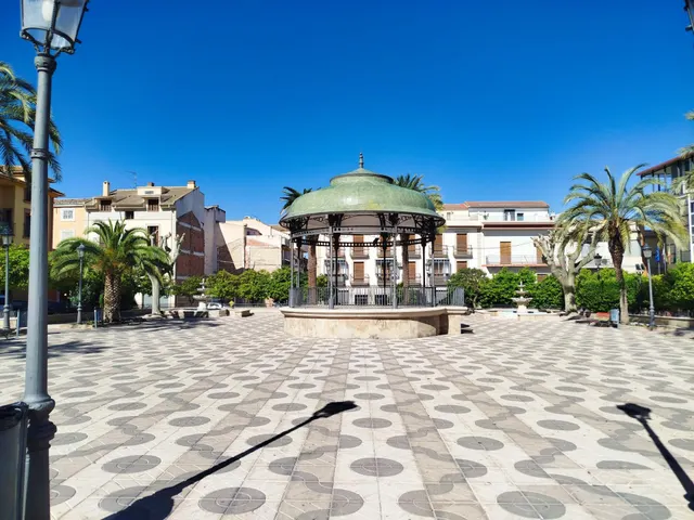Casa adosada reformada en el centro de Mancha Real — 29