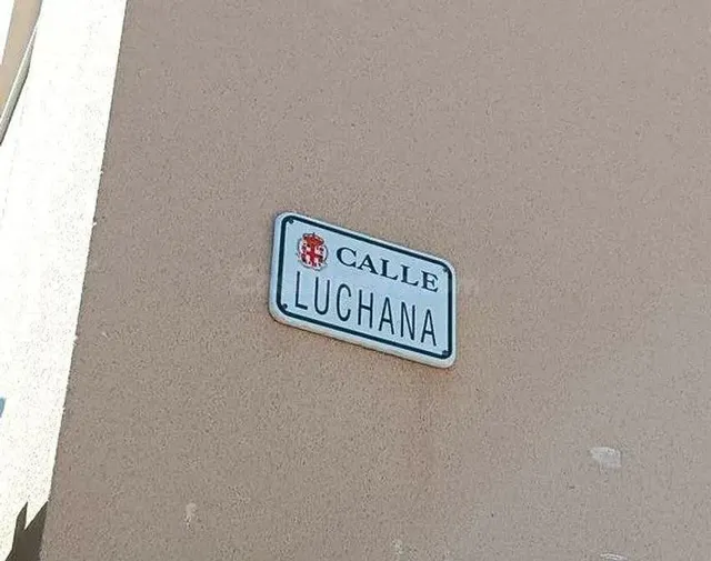 SE VENDE piso OKUPA en C Luchana 11 de Almería - foto 2