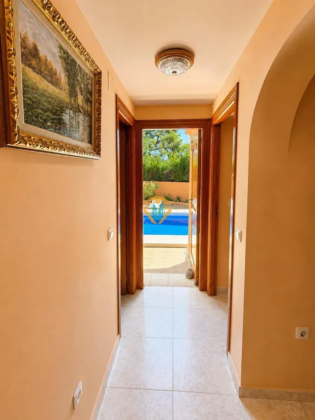 Encantador Chalet en Colonia Escandinavia, Alfaz del Pi — 16