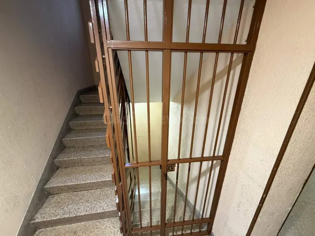 LOCAL ALMACÉN DE 35 M2 CON 3 ESTANCIAS EN LA ZONA DE PUERTA  - foto 3