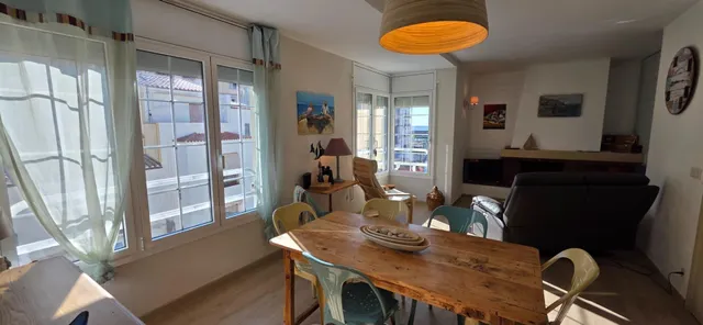 Exclusivo apartamento reformado con vistas al mar y al puerto en el corazón de L’Ametlla de Mar — 7