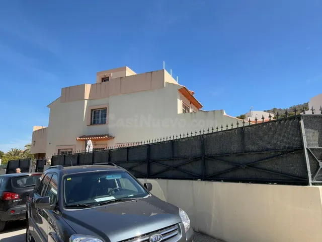 SE ALQUILA CASA INDEPENDIENTE ALBIR - foto 2