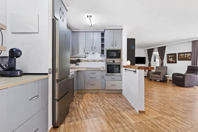 Chalet 4 habitaciones 251m² en venta - Centro — 29